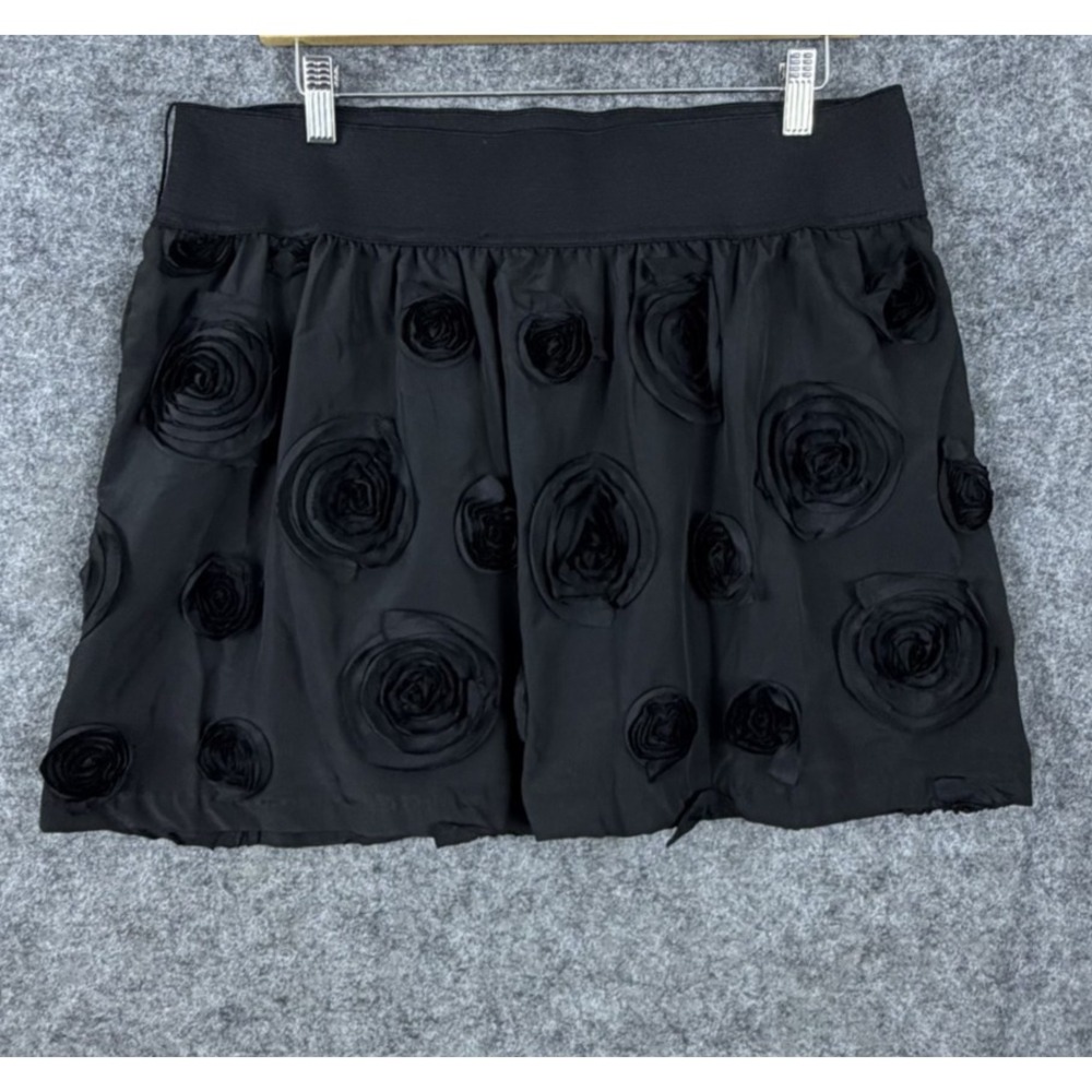 Stooshy Mini Skirt Womens Large Black Y2K Wide Elastic Waist Rosette Floral